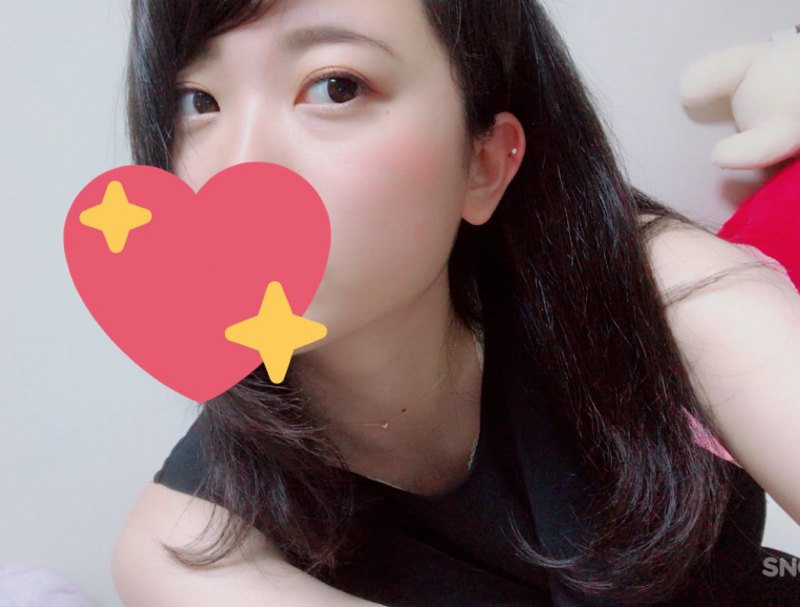 素人娘が自画撮りしてる顔出しヘアヌード画像を裏垢で晒しちゃうｗｗｗ